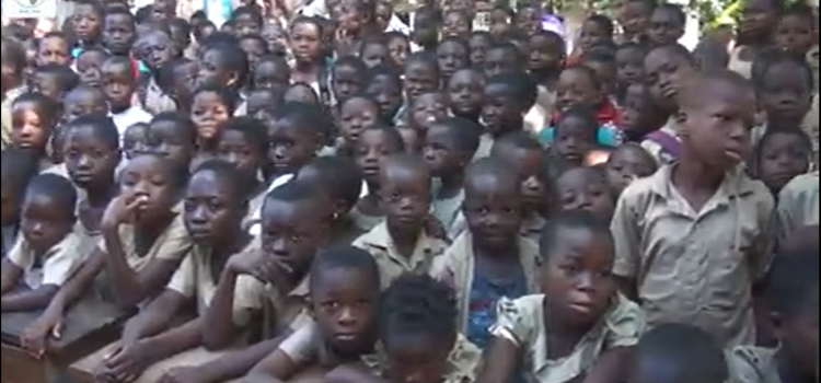 Documentaire : 10 ans d’expériences de WANEP-TOGO en matière d’éducation à la paix en milieu scolaire